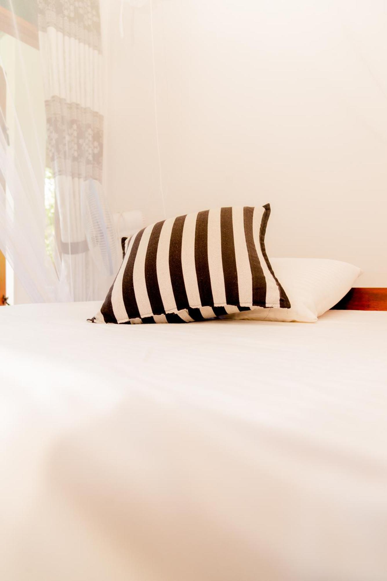 Samiru Guest Inn Ella Eksteriør billede